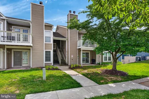 6415 Green Field Rd #1303, Elkridge, MD 21075