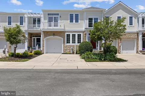 8861 Shining Oceans Way #27, Columbia, MD 21045