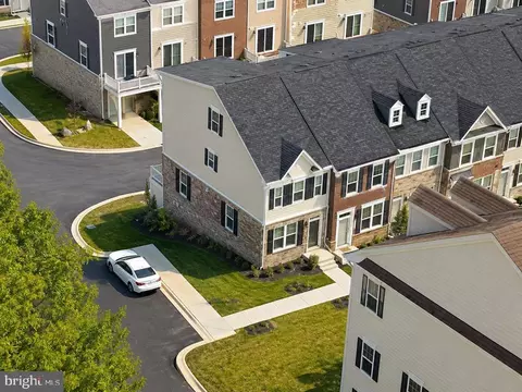 7229 Calvin Ct, Elkridge, MD 21075