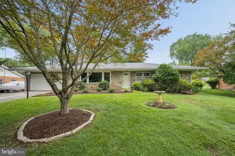 9710 Hillsmere Rd, Ellicott City, MD 21042