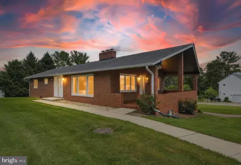 2901 Chestnut Hill Dr, Ellicott City, MD 21043