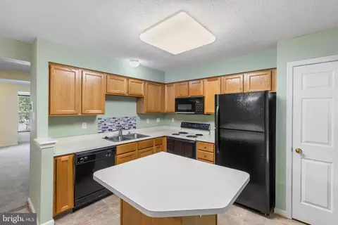 Kitchen - 8813 Evermore Ct, Laurel, MD 20723 photo 2 of 2