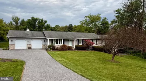 13751 Barberry Way, Sykesville, MD 21784