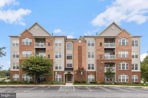 8245 Stone Crop Dr #E, Ellicott City, MD 21043