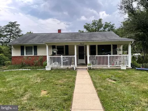 5822 Forest Hl, Elkridge, MD 21075