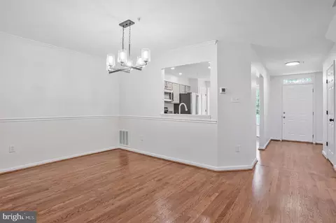 6325 Hampton Pl, Elkridge, MD 21075 photo 13