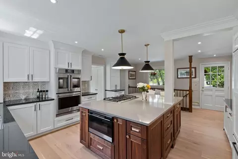3802 Chatham Rd, Ellicott City, MD 21042