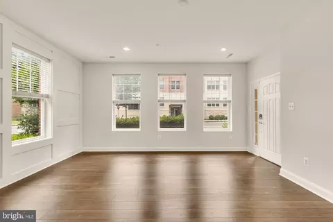 Living - 7551 Crowley St #B, Hanover, MD 21076 photo 1 of 2
