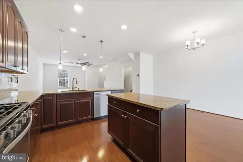 Entry Way - 9889 Deer Run, Laurel, MD 20723 photo 5 of 8
