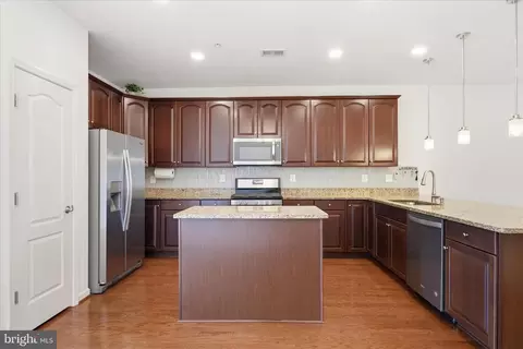 Kitchen - 9889 Deer Run, Laurel, MD 20723 photo 2 of 3