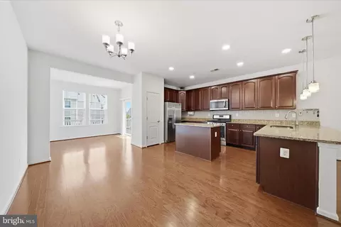 Entry Way - 9889 Deer Run, Laurel, MD 20723 photo 6 of 8
