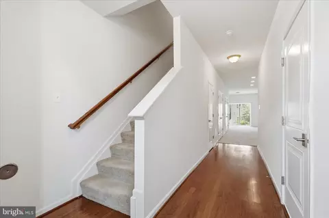Entry Way - 9889 Deer Run, Laurel, MD 20723 photo 2 of 8