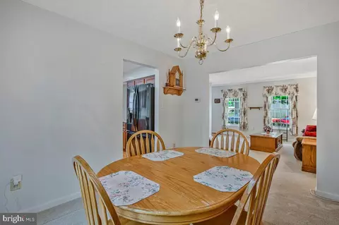 Dining - 9628 Park Ave, Laurel, MD 20723 photo 1 of 3