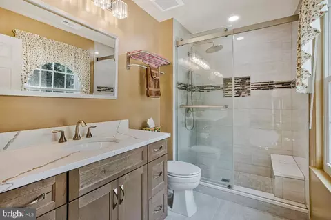 Bath - 9628 Park Ave, Laurel, MD 20723 photo 1 of 3