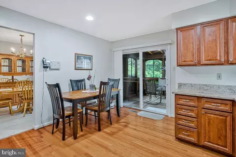 Dining - 9628 Park Ave, Laurel, MD 20723 photo 3 of 3