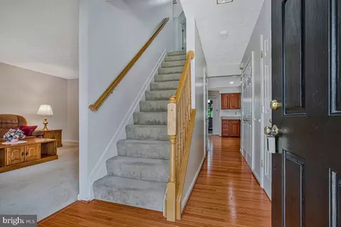 Entry Way - 9628 Park Ave, Laurel, MD 20723 photo 1 of 4