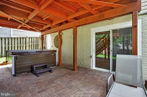 Exterior - 9628 Park Ave, Laurel, MD 20723 photo 11 of 12