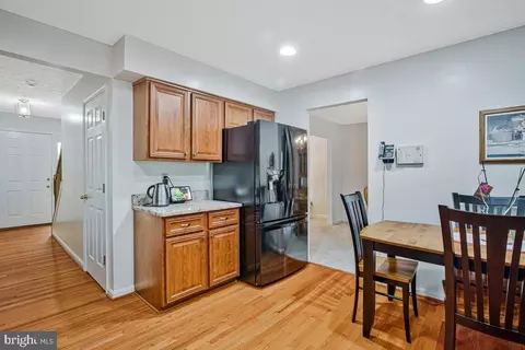 Entry Way - 9628 Park Ave, Laurel, MD 20723 photo 4 of 4