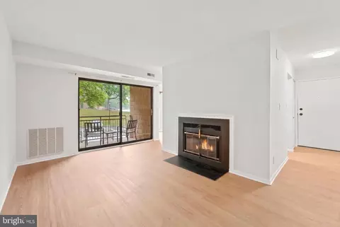 6003 Majors Ln #8 O20, Columbia, MD 21045