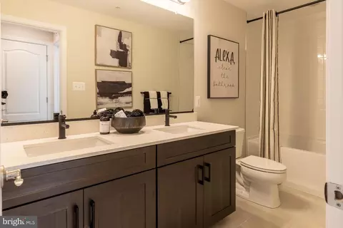Bath - 9944 Count Fleet Cres # B, Laurel, MD 20723 photo 1 of 1