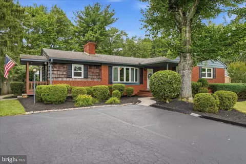 6442 Amherst Ave, Columbia, MD 21046