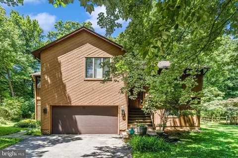 6176 Wooded Run Dr, Columbia, MD 21044