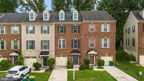 8621 Enoch Pratt Dr, Ellicott City, MD 21043