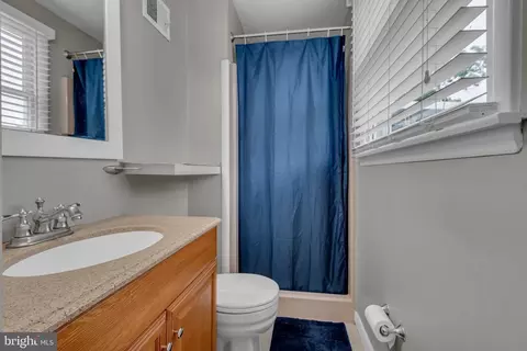 Bath - 9301 N Laurel Rd, Laurel, MD 20723 photo 3 of 3