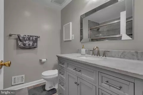 Bath - 9301 N Laurel Rd, Laurel, MD 20723 photo 1 of 3