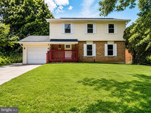 8639 Hayshed Ln, Columbia, MD 21045