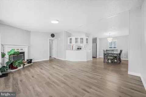 13 Midway Ave, Laurel, MD 20723 photo 10
