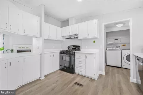 13 Midway Ave, Laurel, MD 20723 photo 14