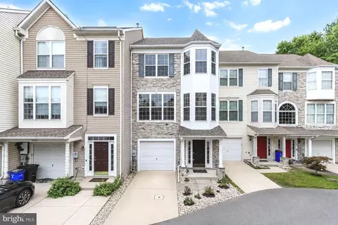 5748 Goldfinch Ct, Ellicott City, MD 21043