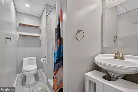 Bath - 9404 Fairview Ave, Laurel, MD 20723 photo 3 of 4