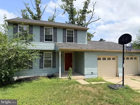 7924 Butterfield Dr, Elkridge, MD 21075