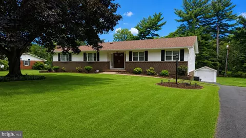 3405 Jay Dr, Ellicott City, MD 21042