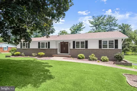 3405 Jay Dr, Ellicott City, MD 21042