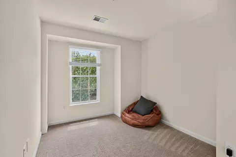 Bedroom - 5911 Autumn Spell, Elkridge, MD 21075 photo 6 of 7