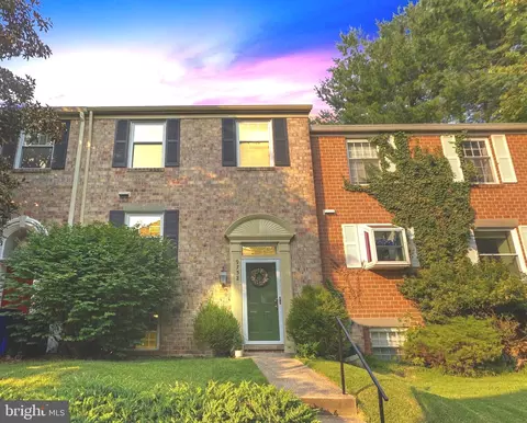 9752 Summer Park Ct, Columbia, MD 21046