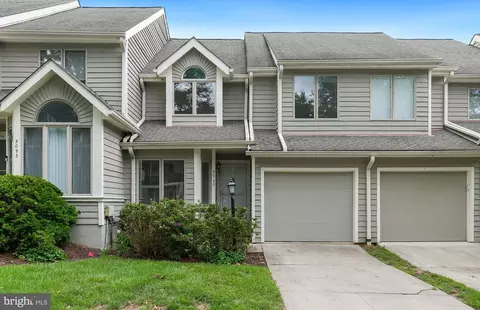 5095 Columbia Rd #16, Columbia, MD 21044