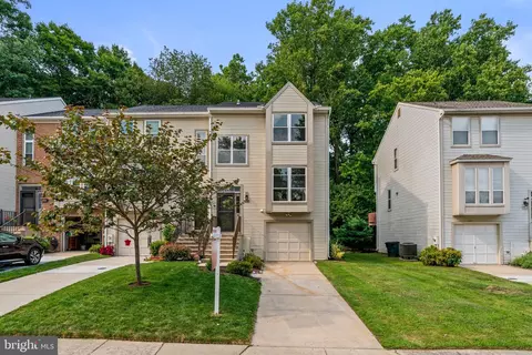 7837 Whistling Pines Ct N, Ellicott City, MD 21043