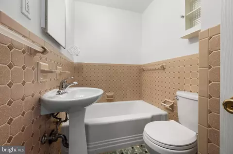 Bath - 9209 Bryant Ave, Laurel, MD 20723 photo 2 of 2