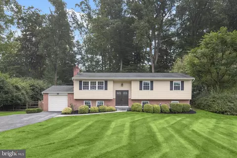 8533 High Ridge Rd, Ellicott City, MD 21043