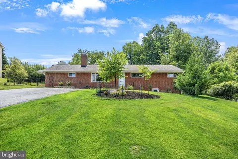 4786 Beechwood Rd, Ellicott City, MD 21043