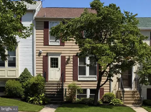 8208 Cambridge Ct, Jessup, MD 20794