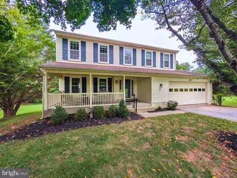 9191 Victoria Dr, Ellicott City, MD 21042