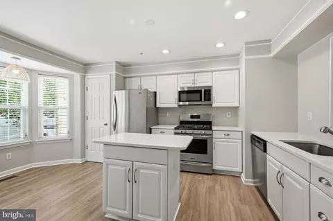 6436 Frothingham Ct, Elkridge, MD 21075