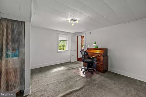 Bedroom - 10695 Harding Rd, Laurel, MD 20723 photo 3 of 6