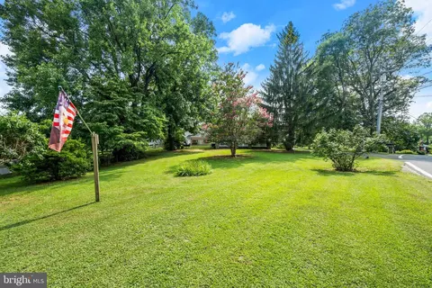 Exterior - 10695 Harding Rd, Laurel, MD 20723 photo 6 of 8