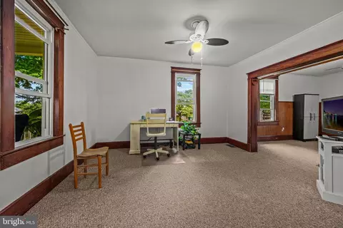 Living - 10695 Harding Rd, Laurel, MD 20723 photo 2 of 2